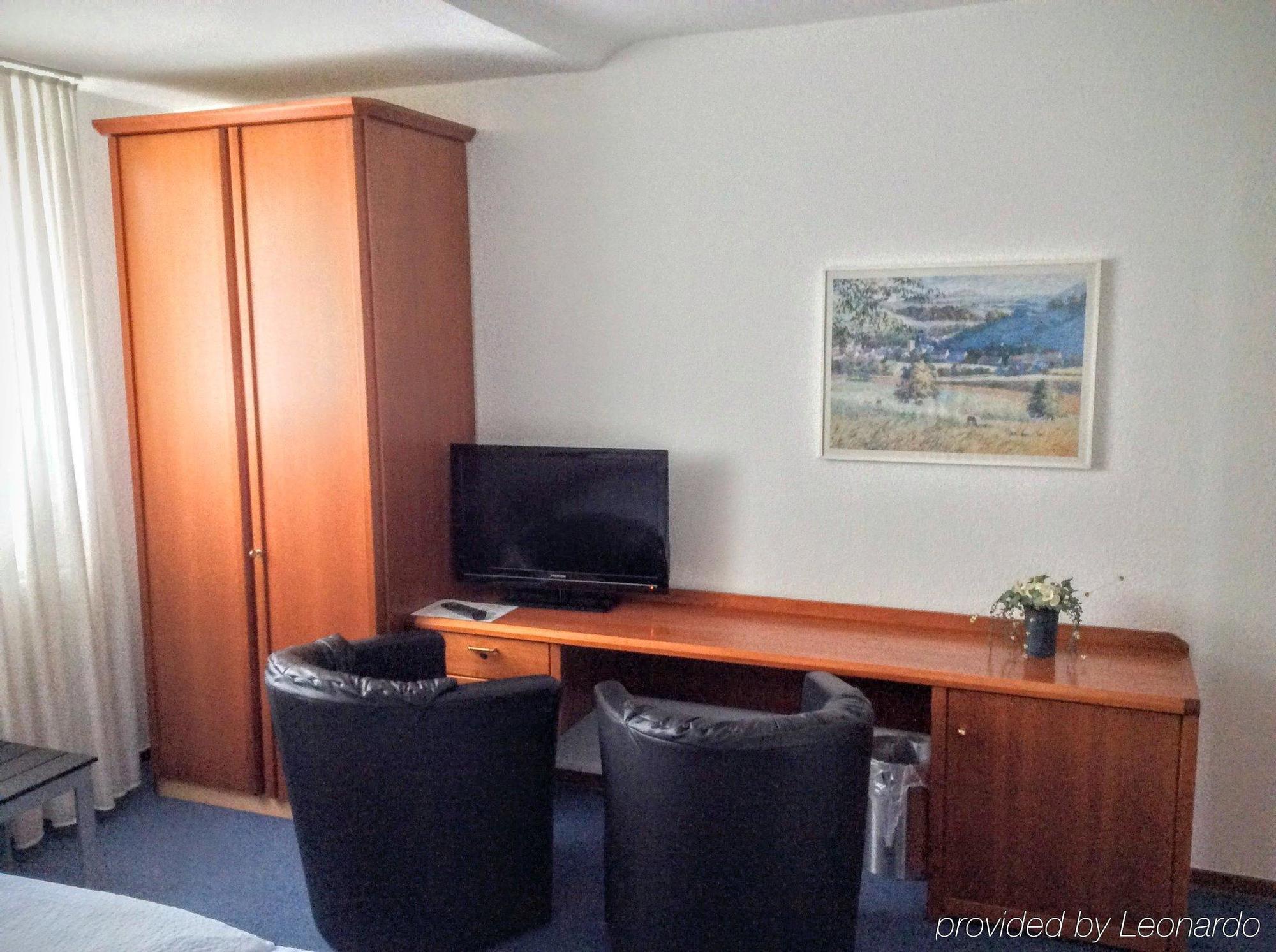 Hotel Alt Buettgen Карст Экстерьер фото