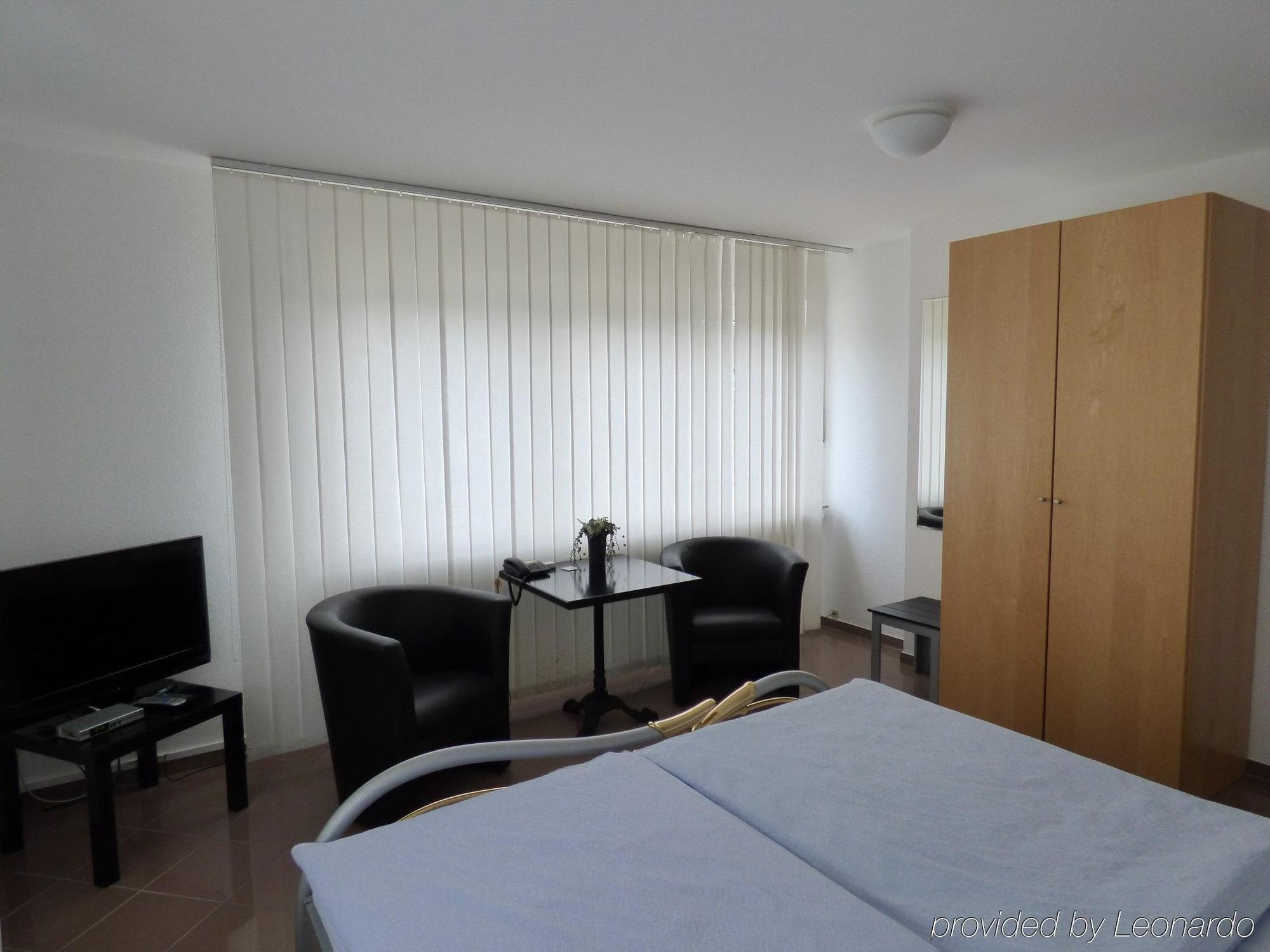 Hotel Alt Buettgen Карст Экстерьер фото