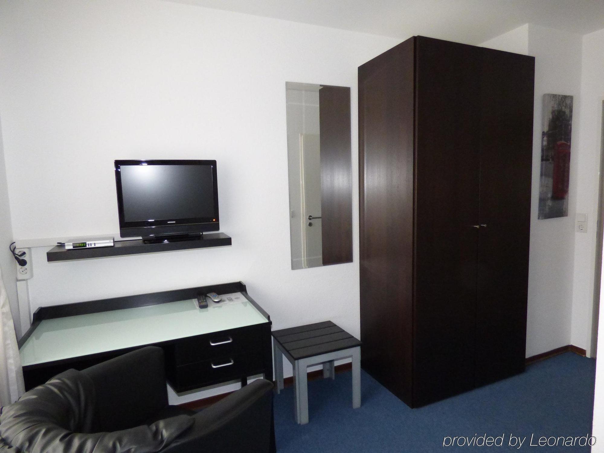 Hotel Alt Buettgen Карст Экстерьер фото