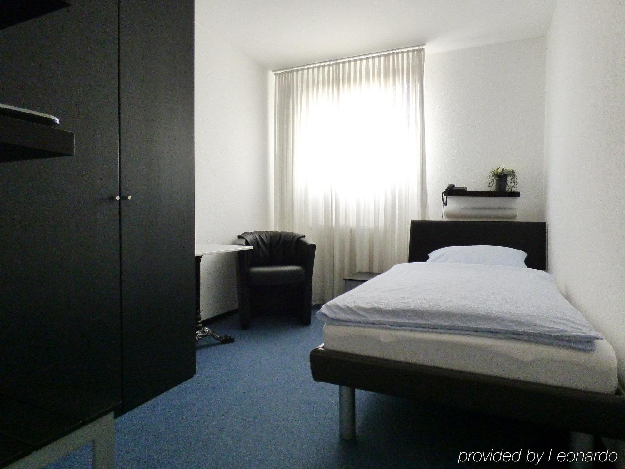 Hotel Alt Buettgen Карст Экстерьер фото