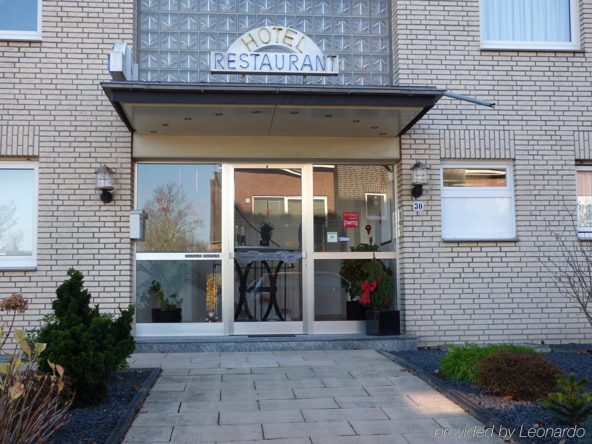 Hotel Alt Buettgen Карст Экстерьер фото