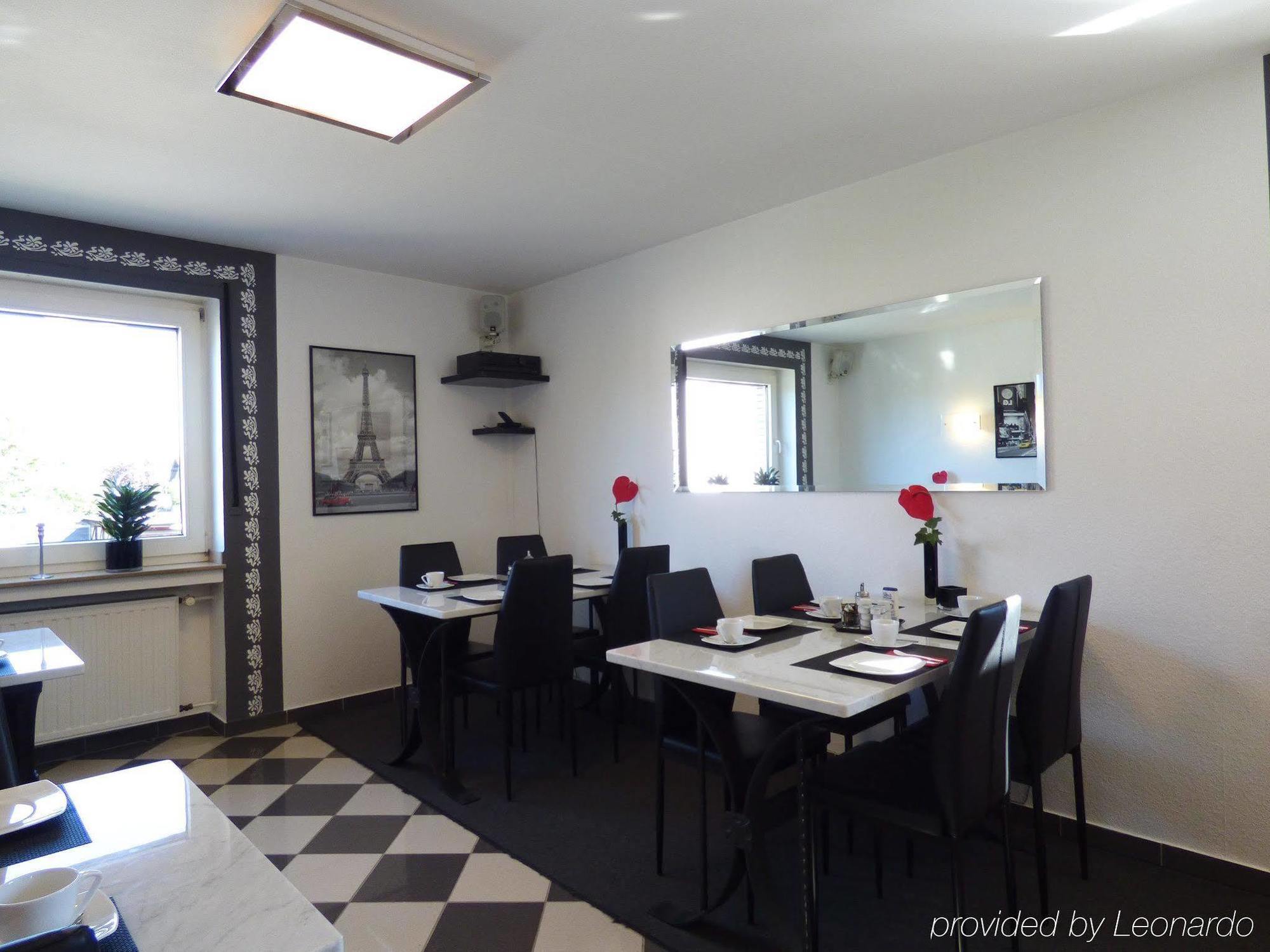 Hotel Alt Buettgen Карст Экстерьер фото