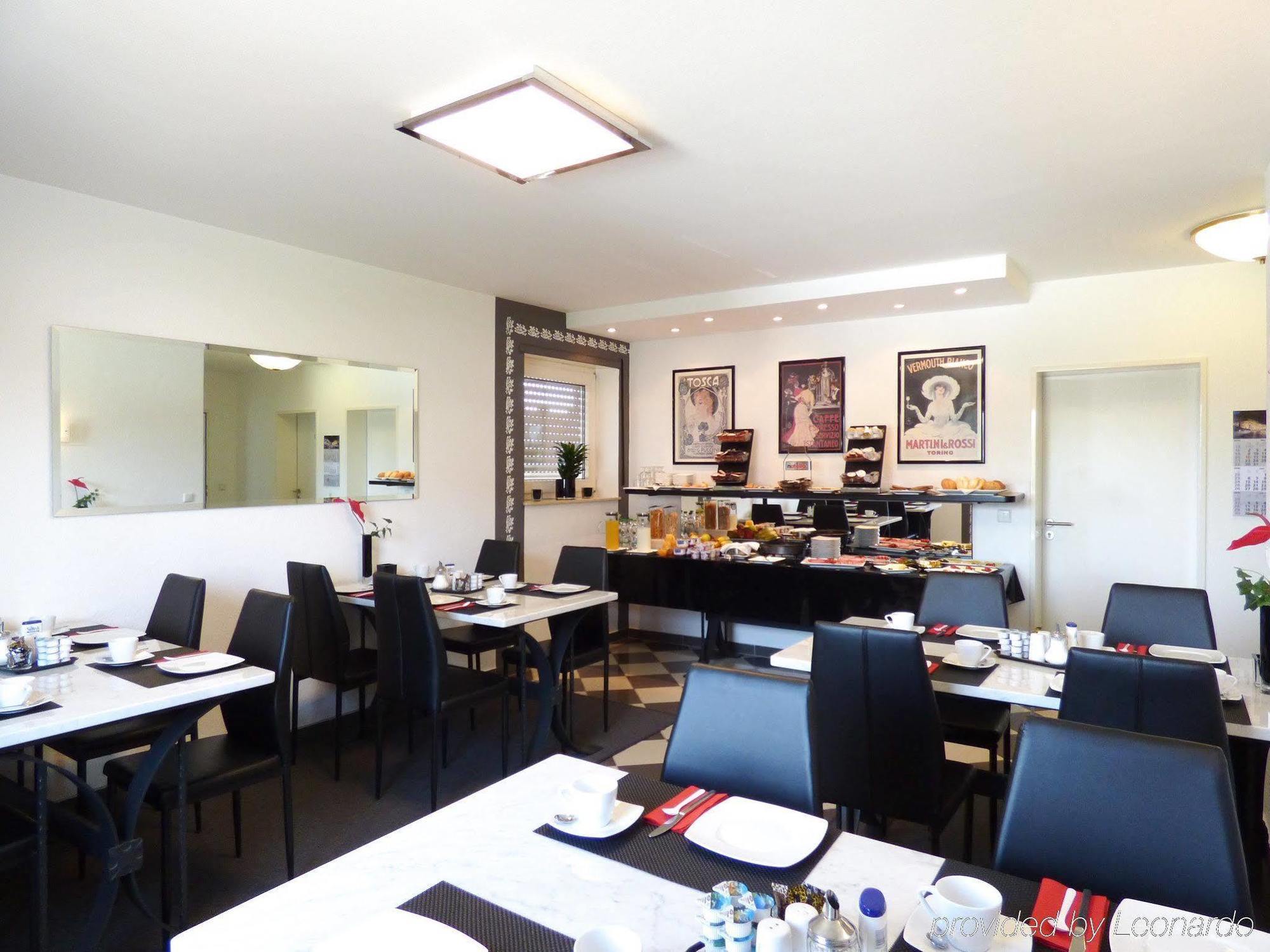Hotel Alt Buettgen Карст Экстерьер фото