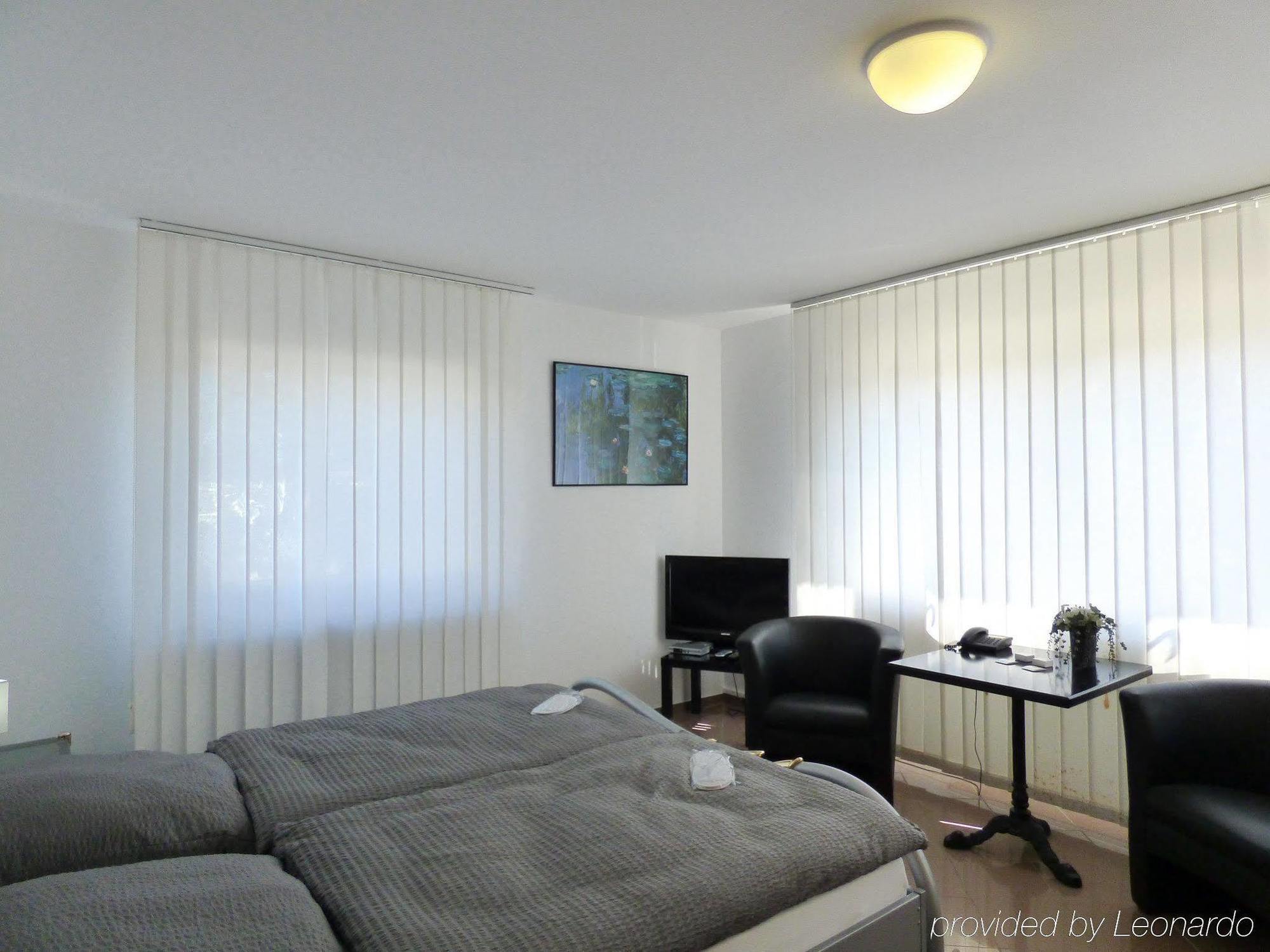 Hotel Alt Buettgen Карст Экстерьер фото